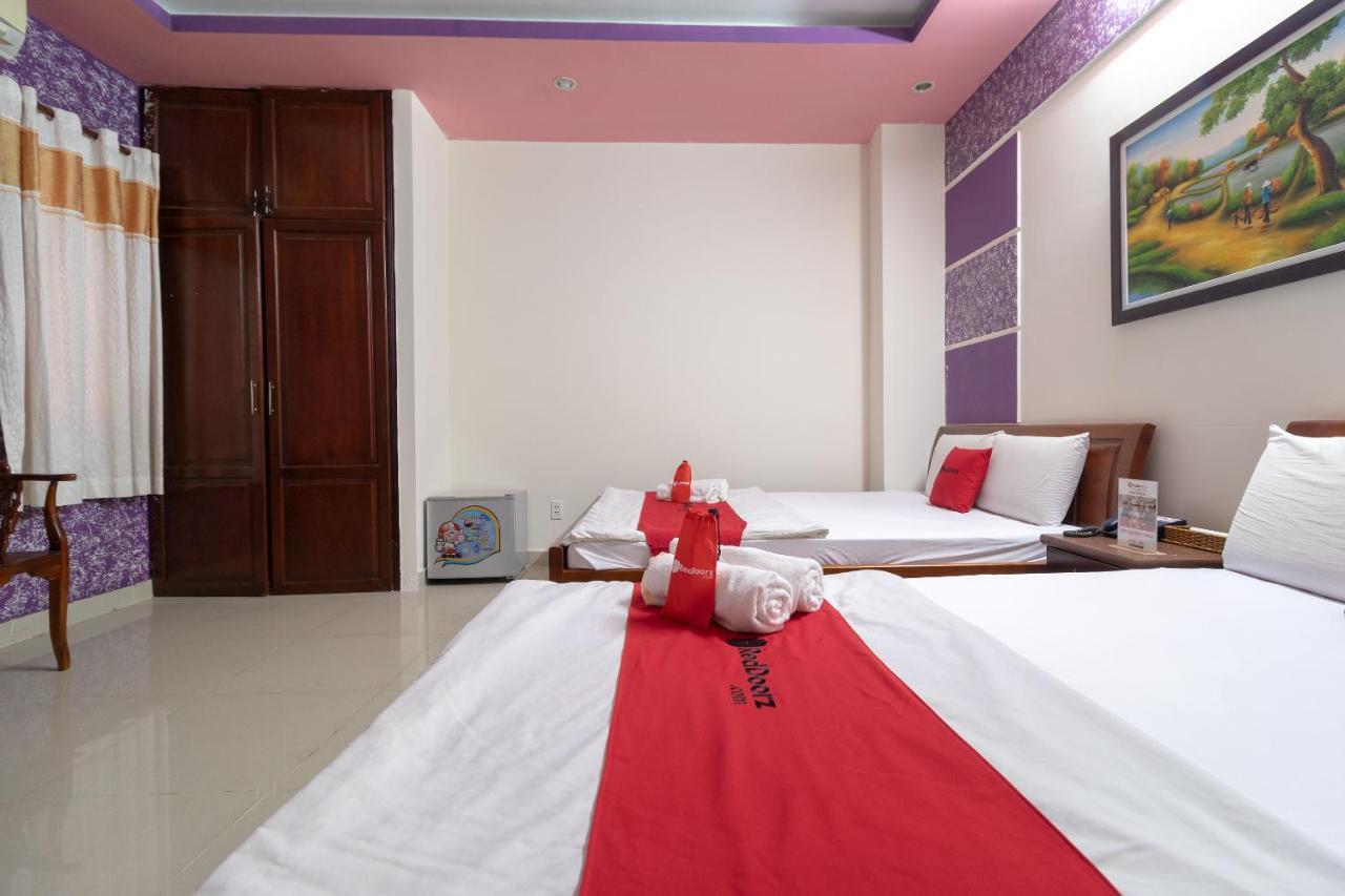 RedDoorz near Tan Huong Market 2 Hotel TP. Hồ Chí Minh Ngoại thất bức ảnh