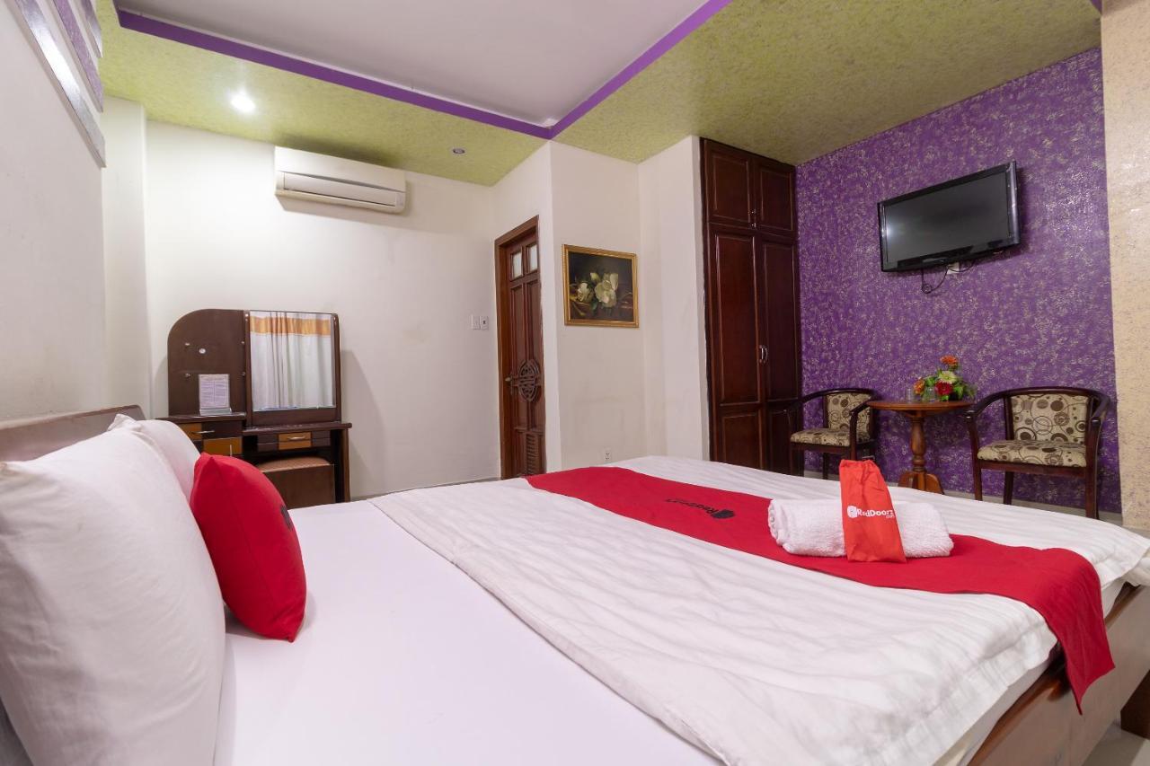 RedDoorz near Tan Huong Market 2 Hotel TP. Hồ Chí Minh Ngoại thất bức ảnh